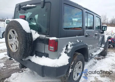 2013 Jeep Wrangler Unlimited Sport z USA, uszkodzony, nr VIN 1C4BJWDG4DL632648